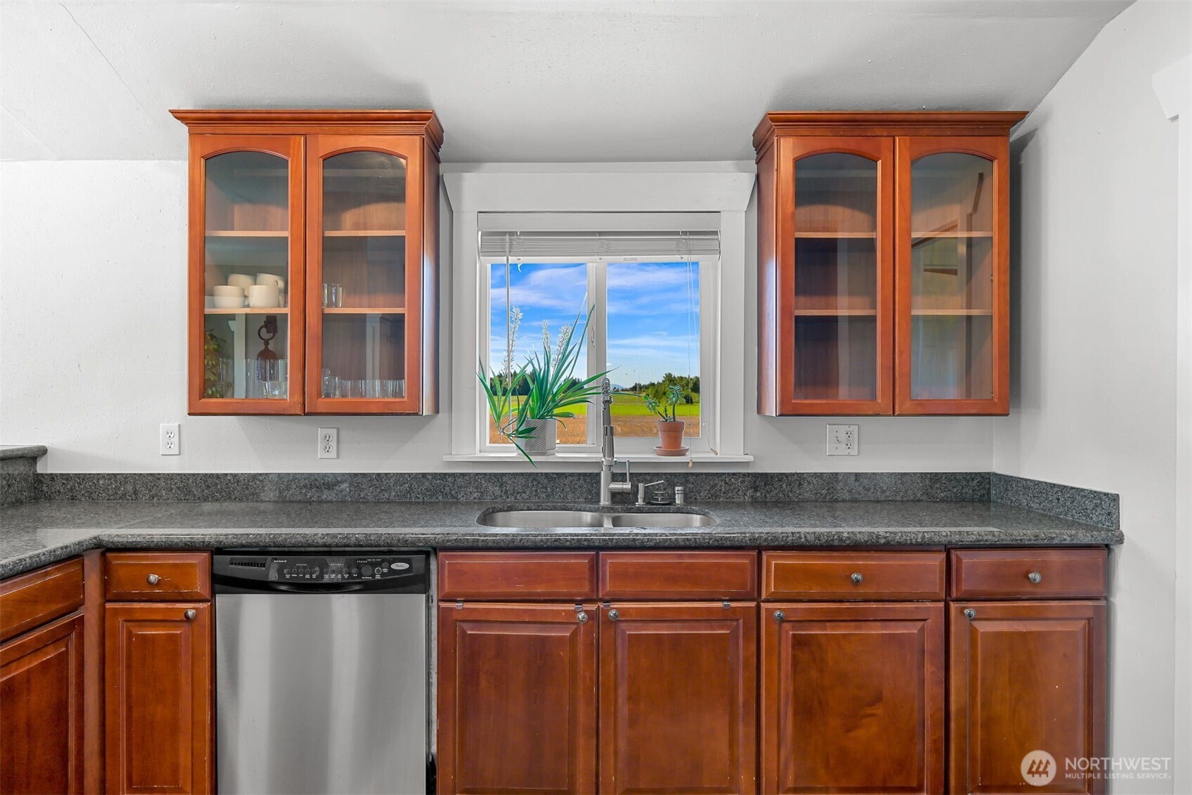 3073 Aldergrove Rd