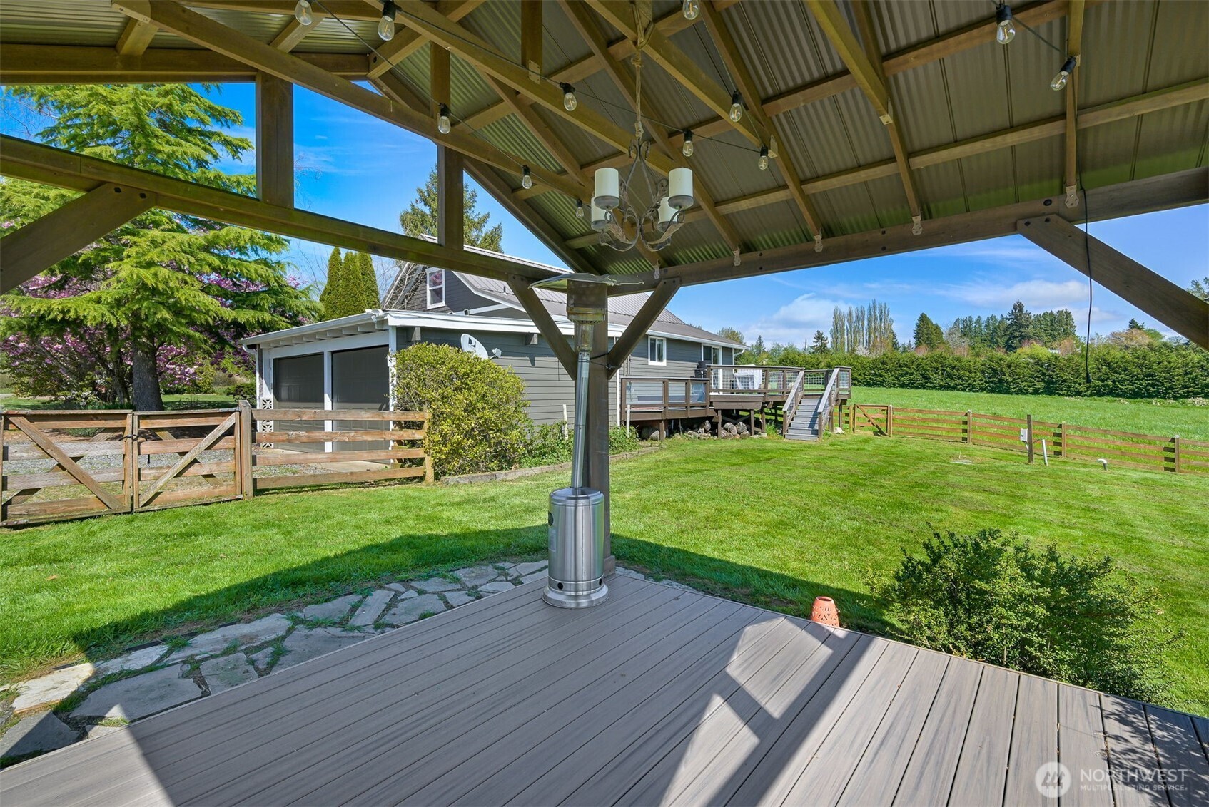 3073 Aldergrove Rd