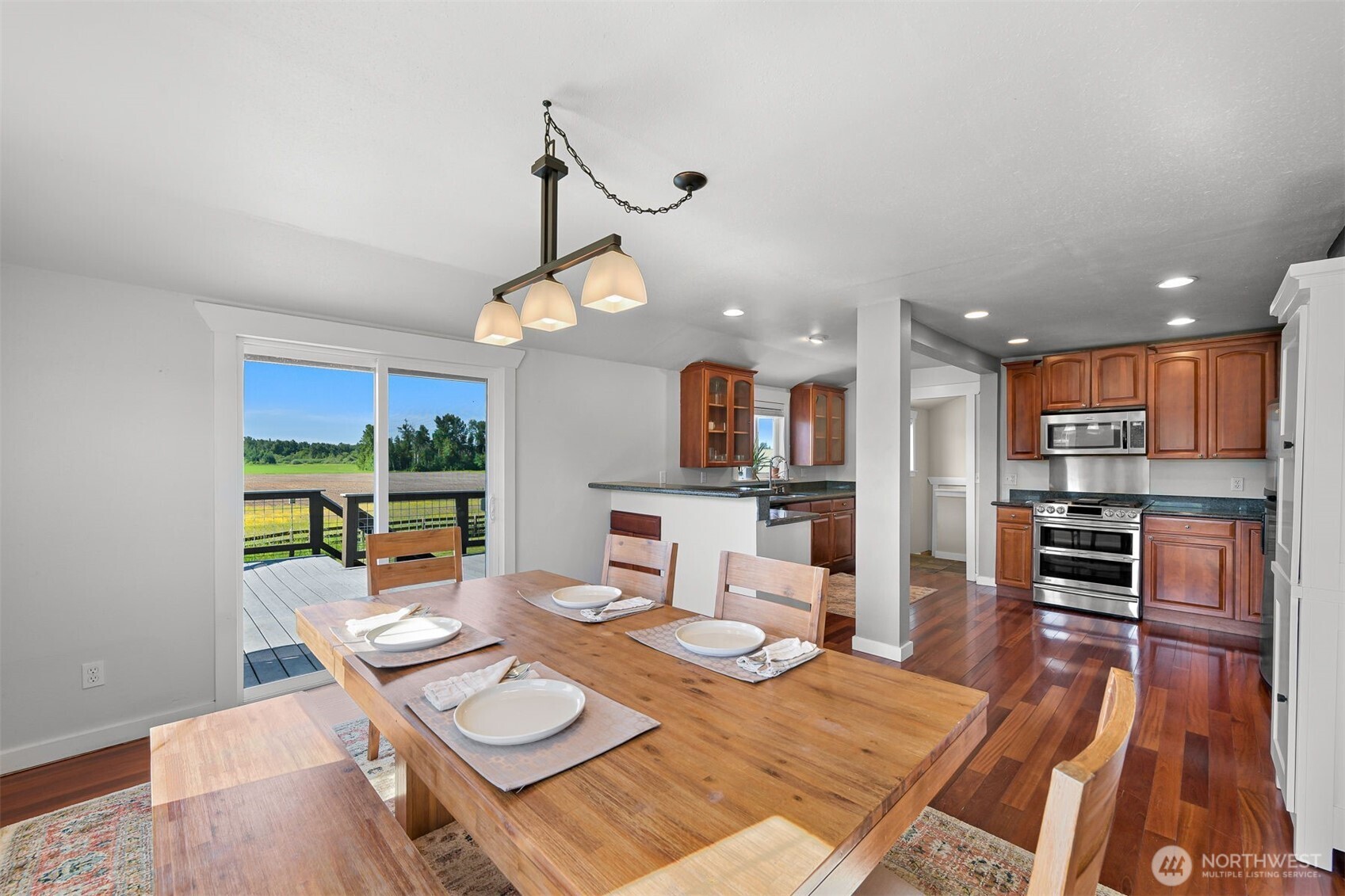 3073 Aldergrove Rd