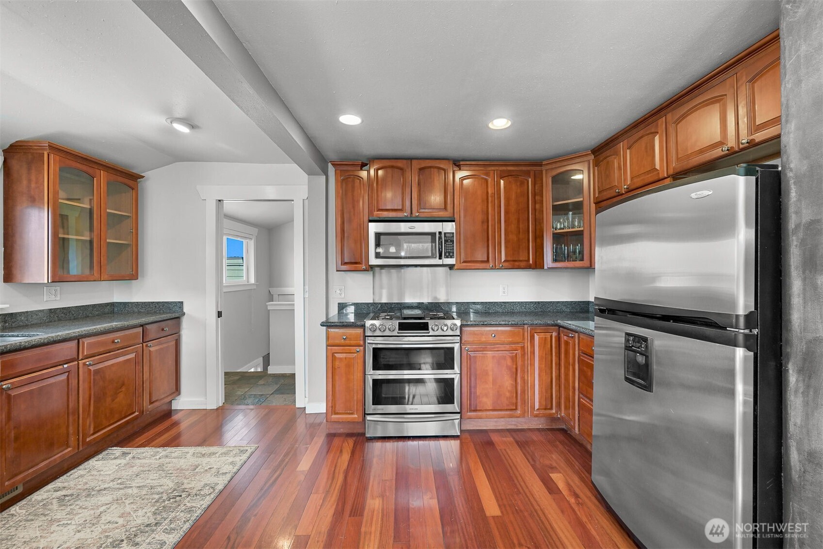 3073 Aldergrove Rd
