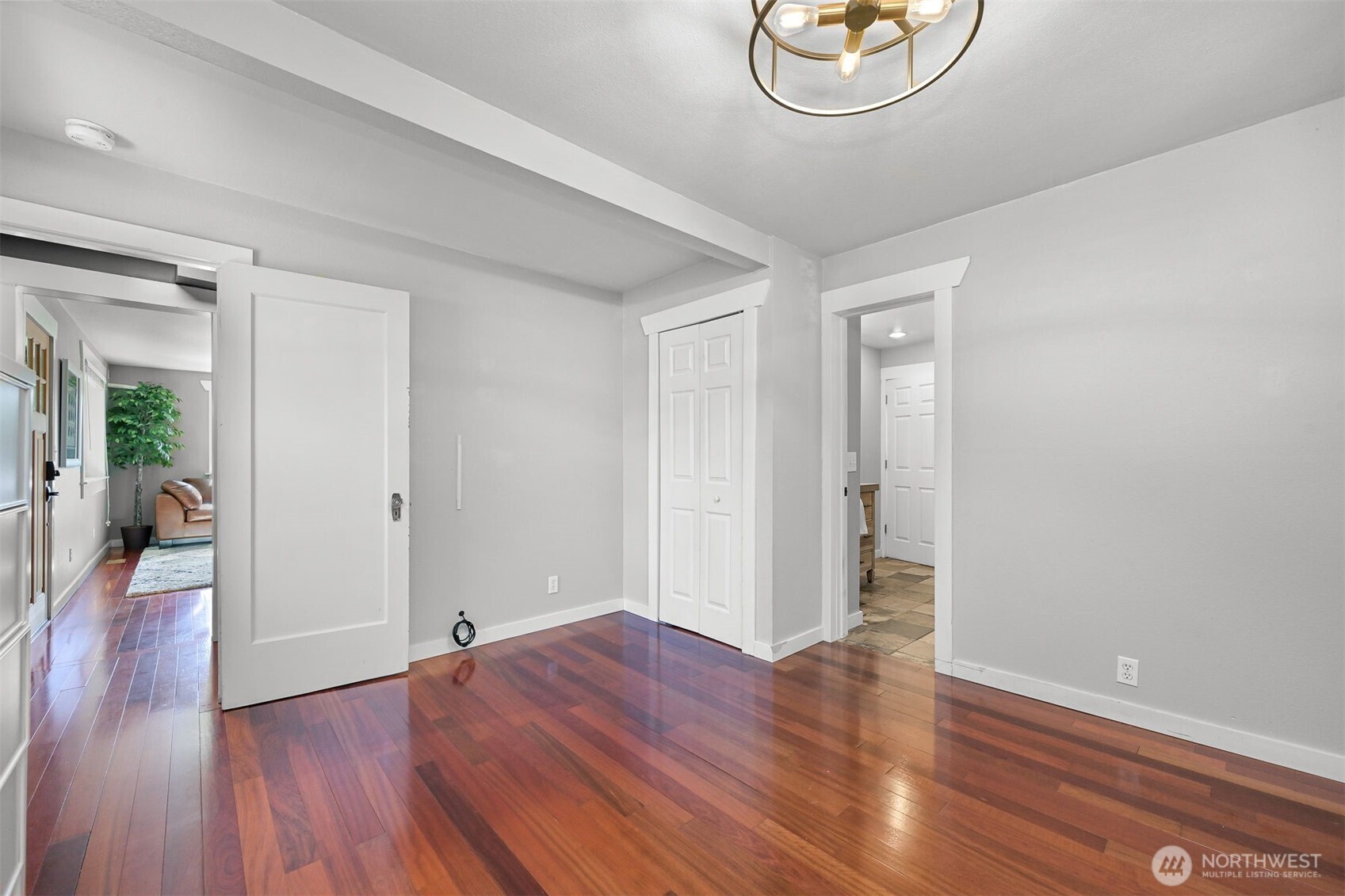 3073 Aldergrove Rd