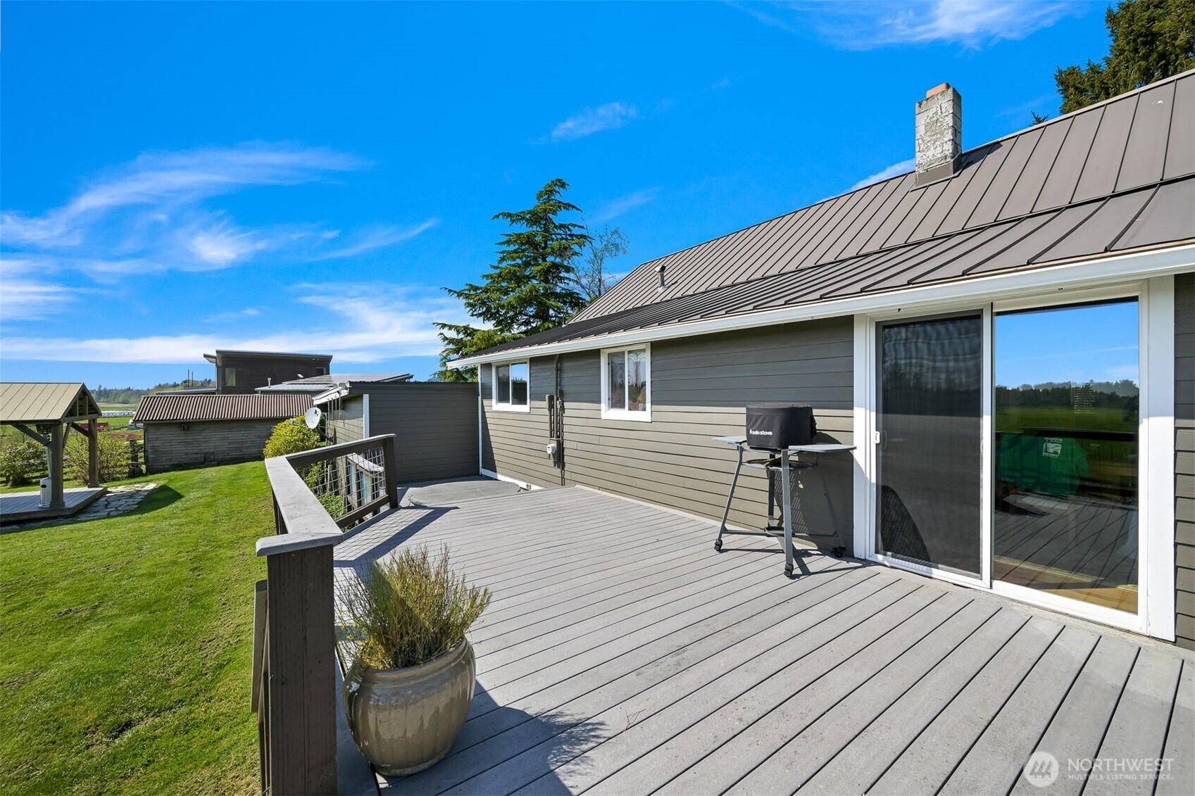 3073 Aldergrove Rd