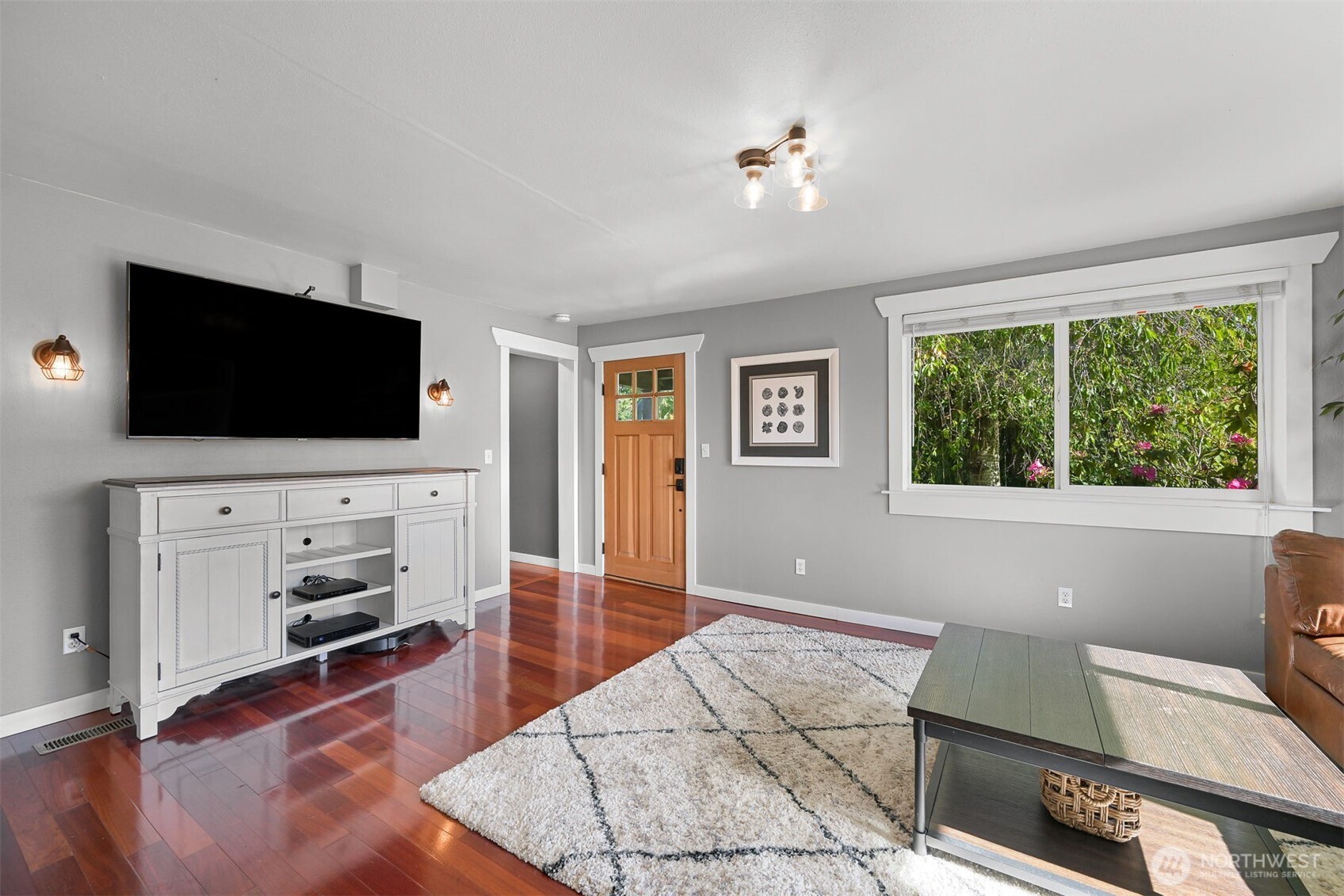 3073 Aldergrove Rd