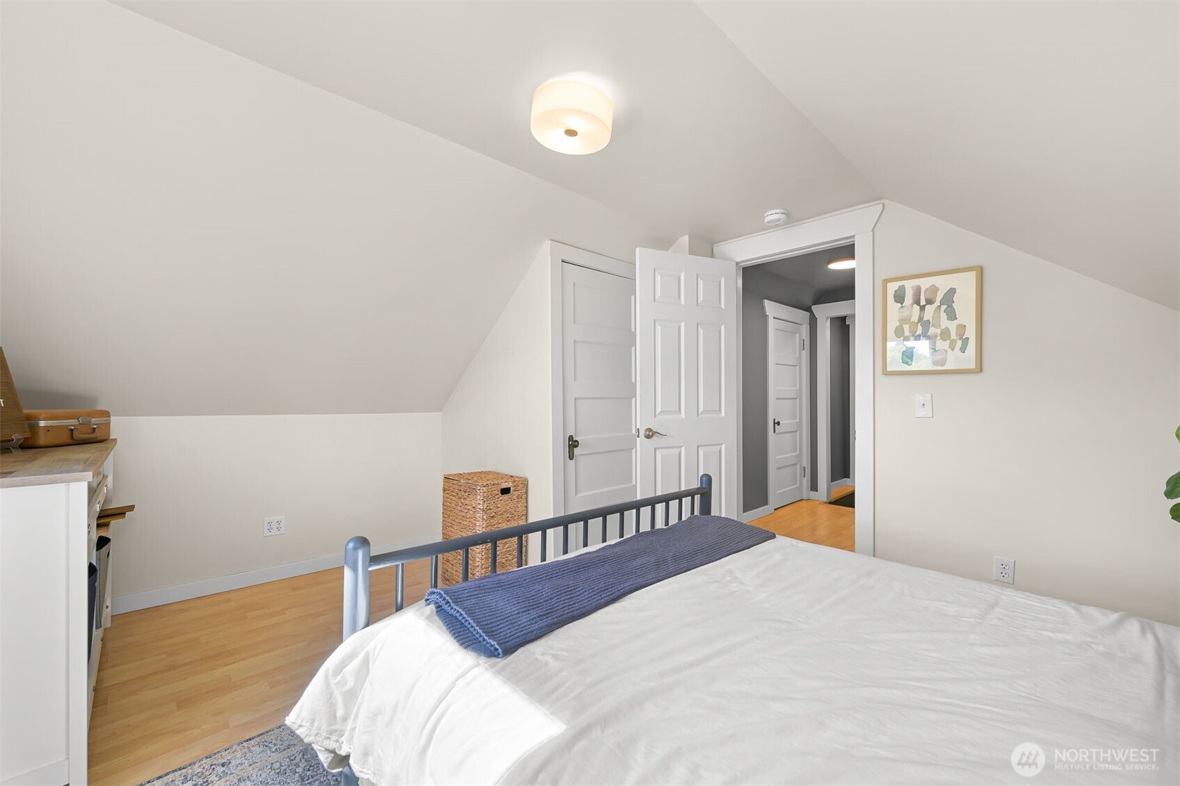 3073 Aldergrove Rd