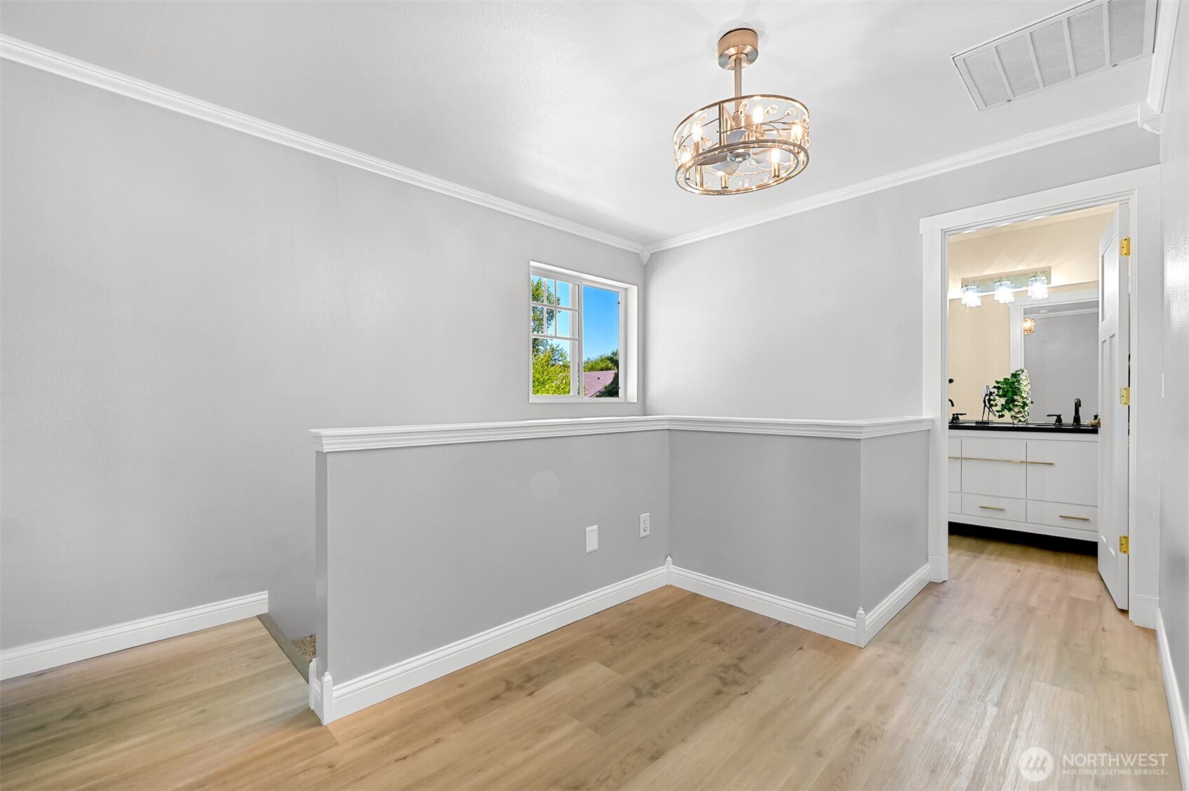 1811 Williamsburg Court