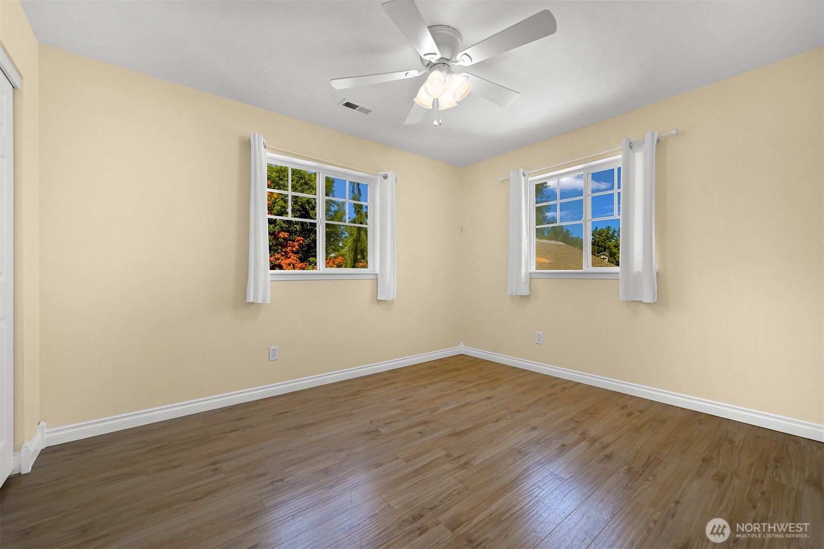 1811 Williamsburg Court
