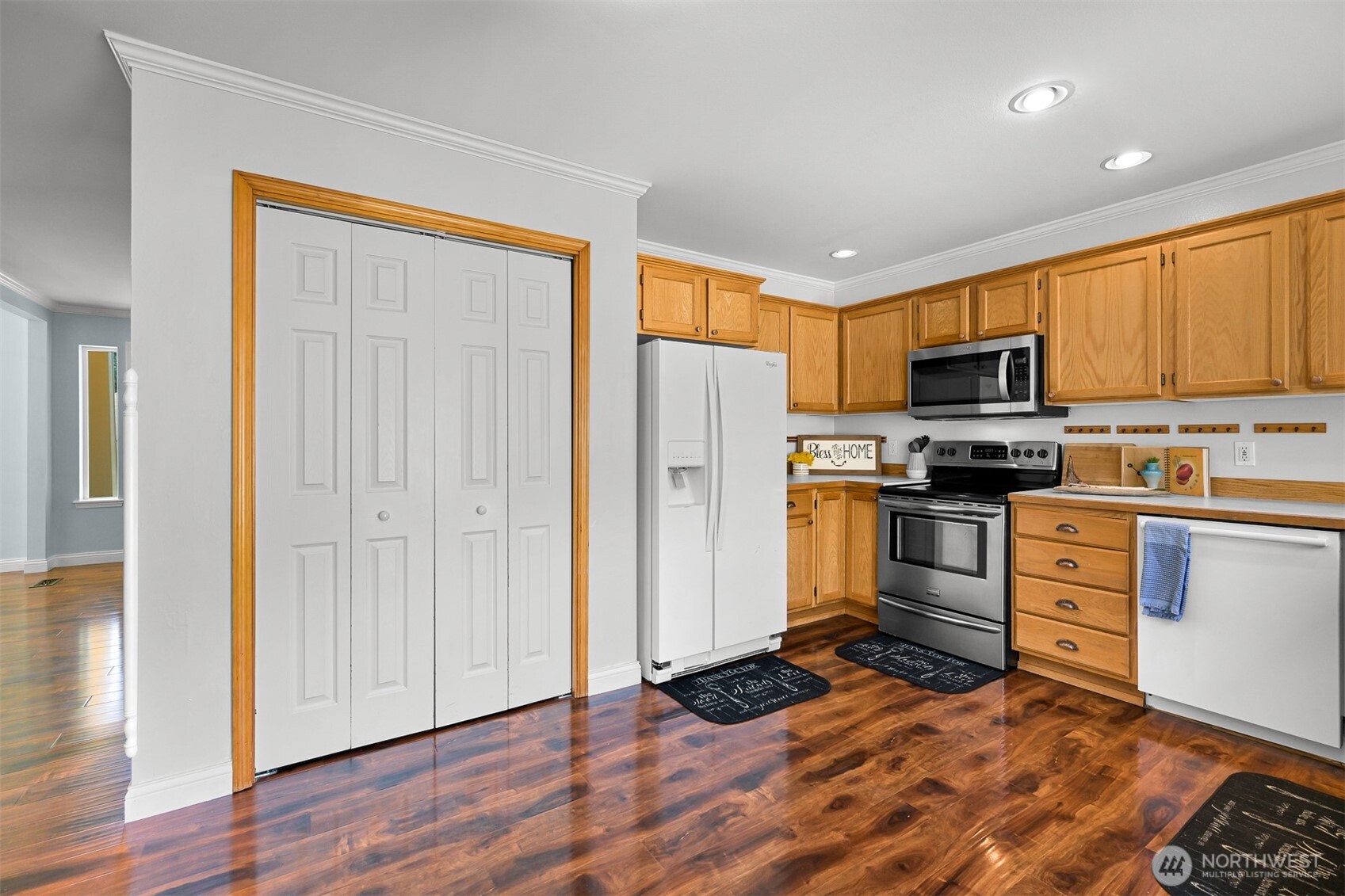 1811 Williamsburg Court