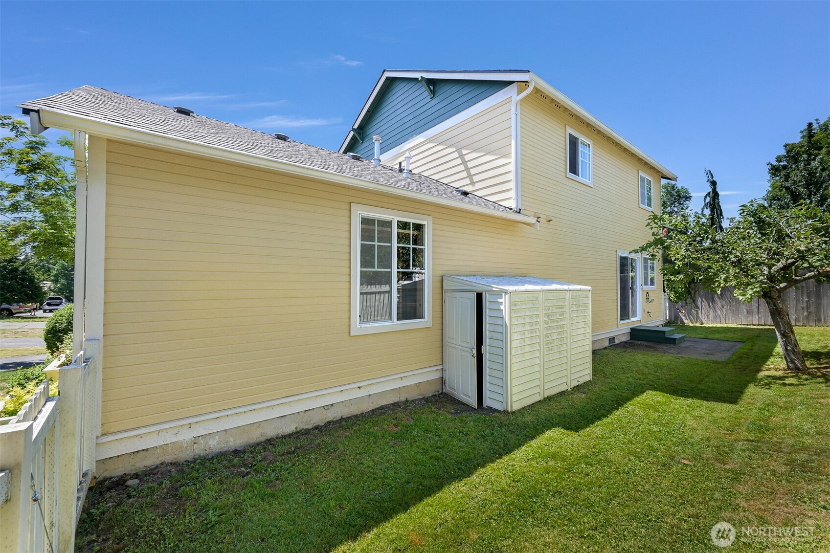 1811 Williamsburg Court