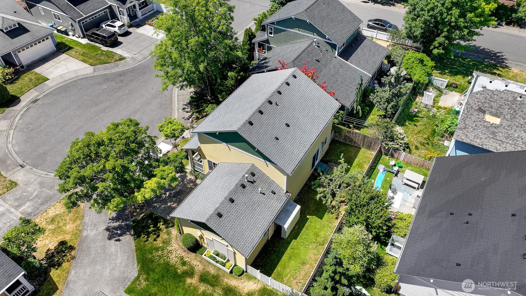 1811 Williamsburg Court
