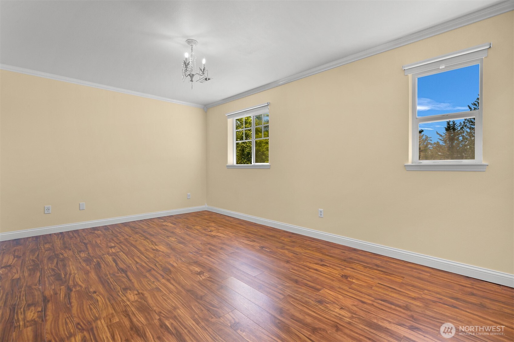 1811 Williamsburg Court