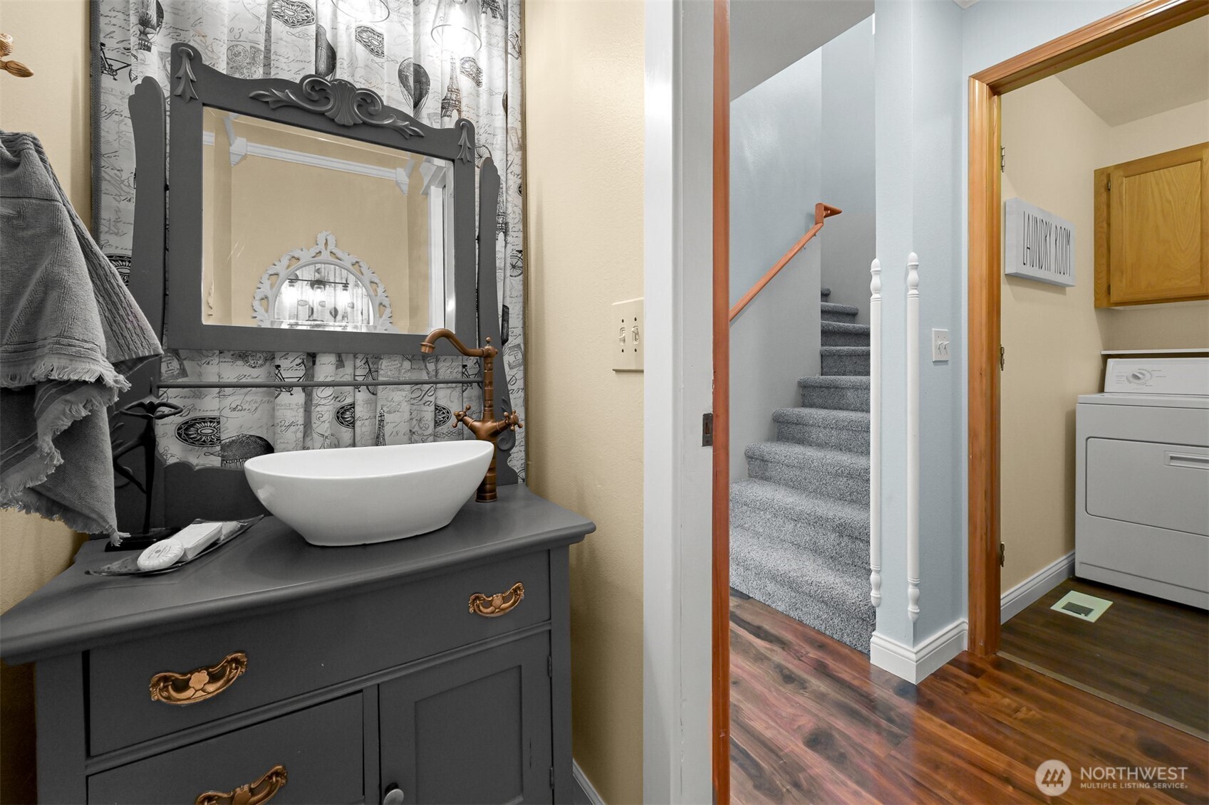 1811 Williamsburg Court