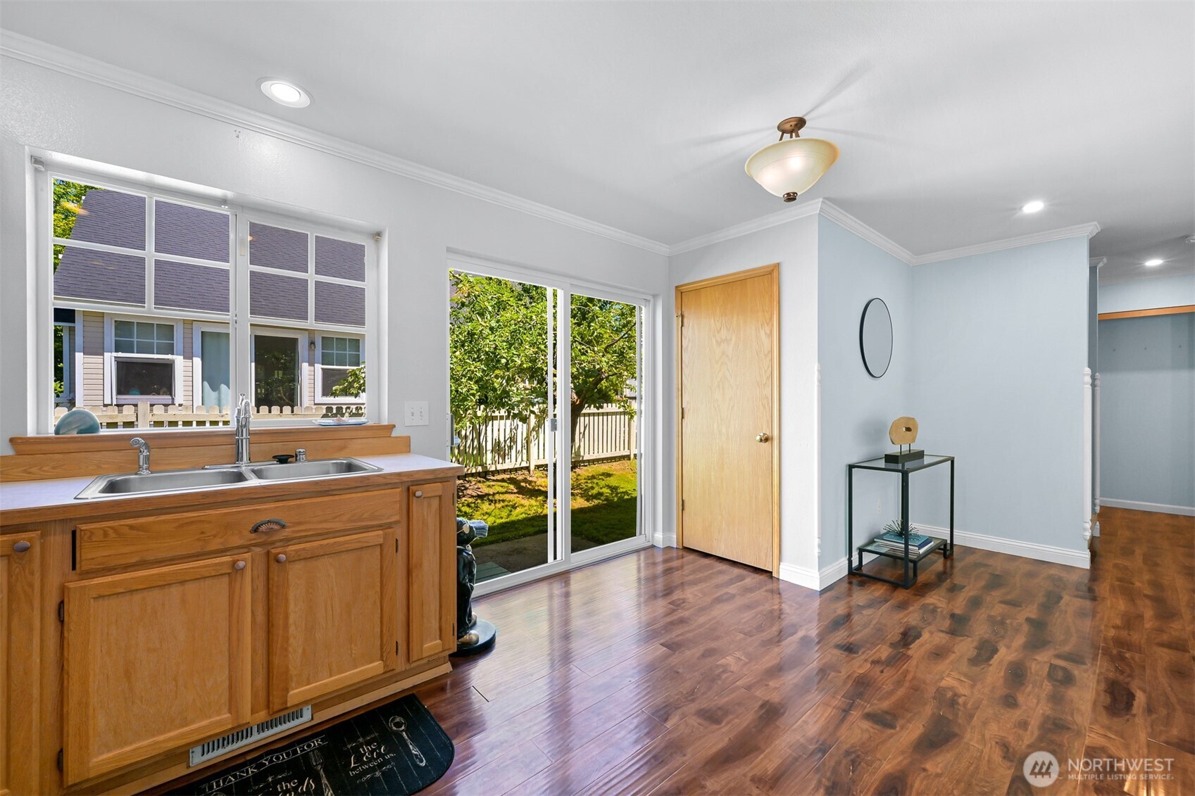 1811 Williamsburg Court