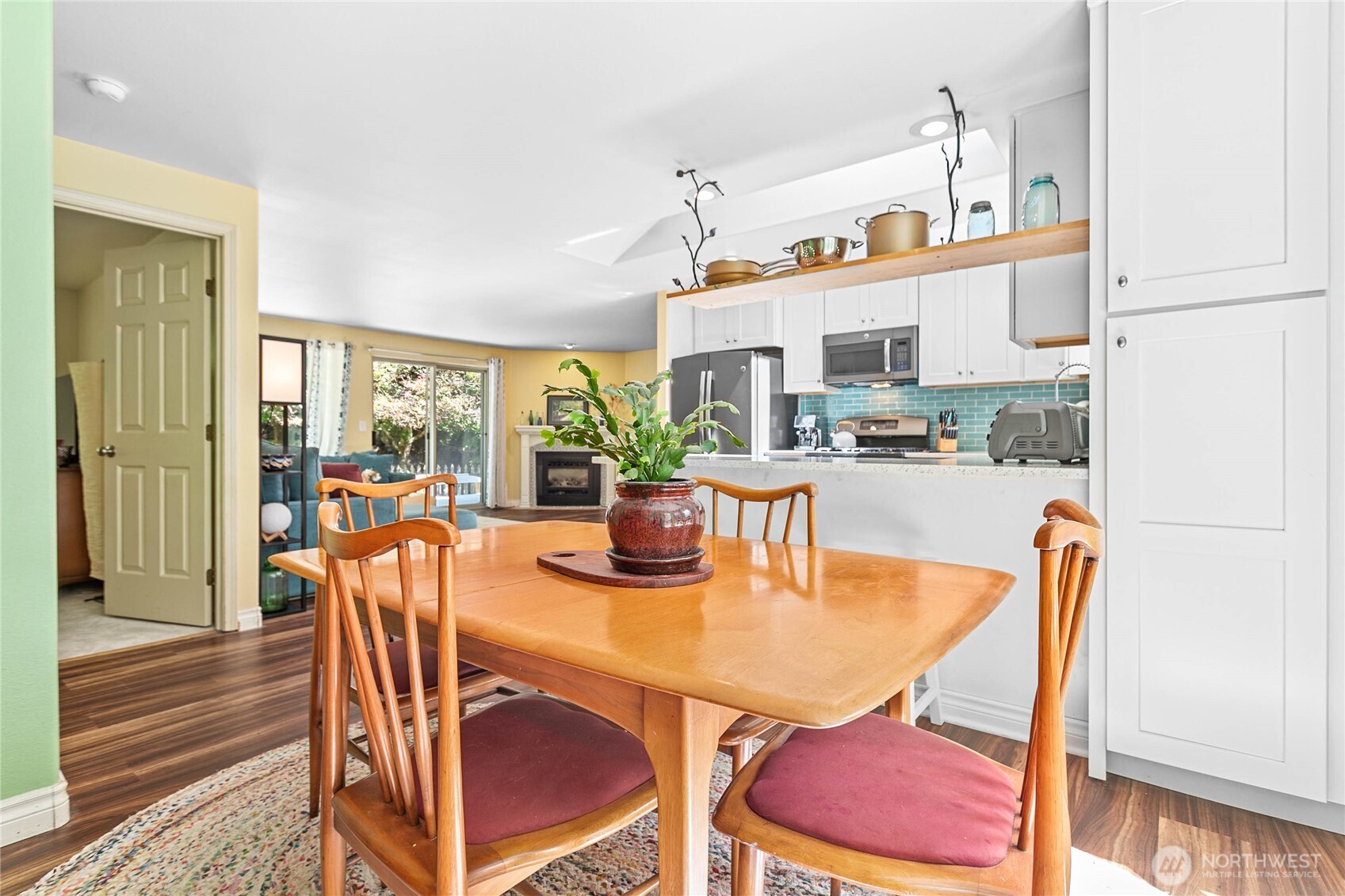 11 Whistling Swan Place