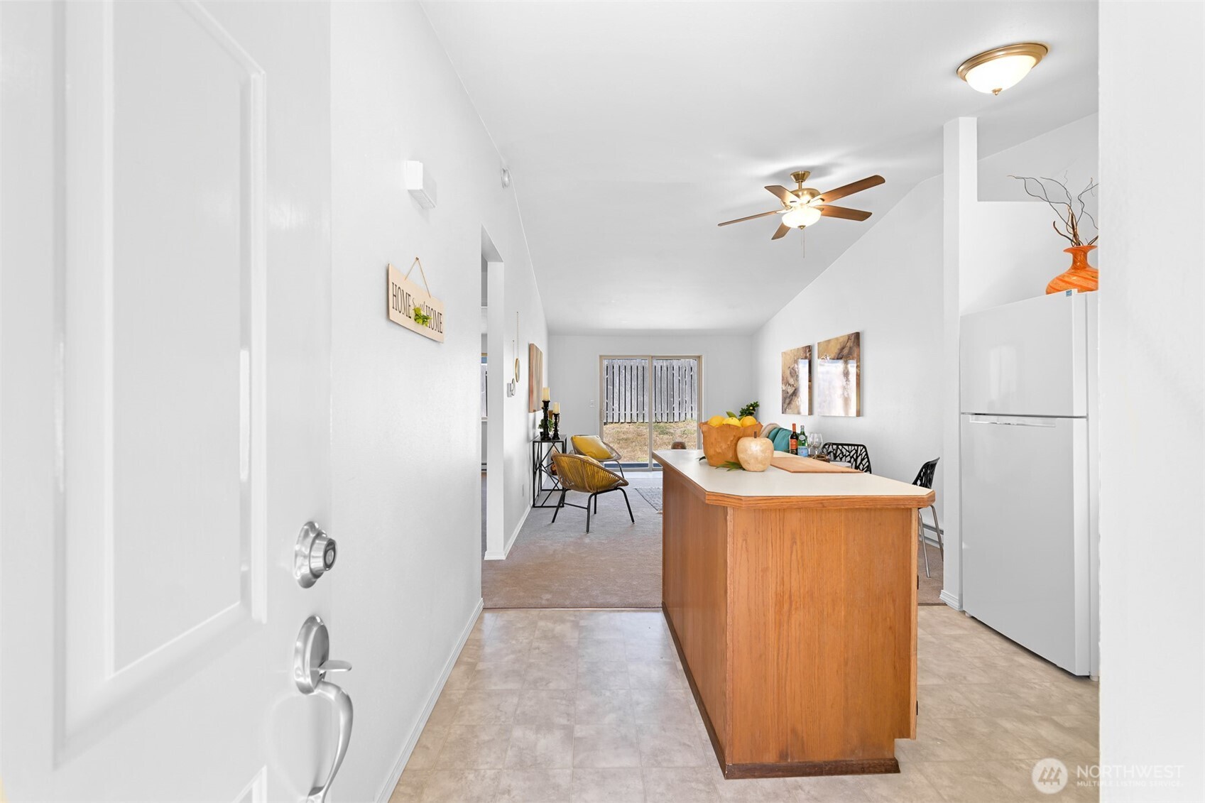 3261 Hollywood Avenue