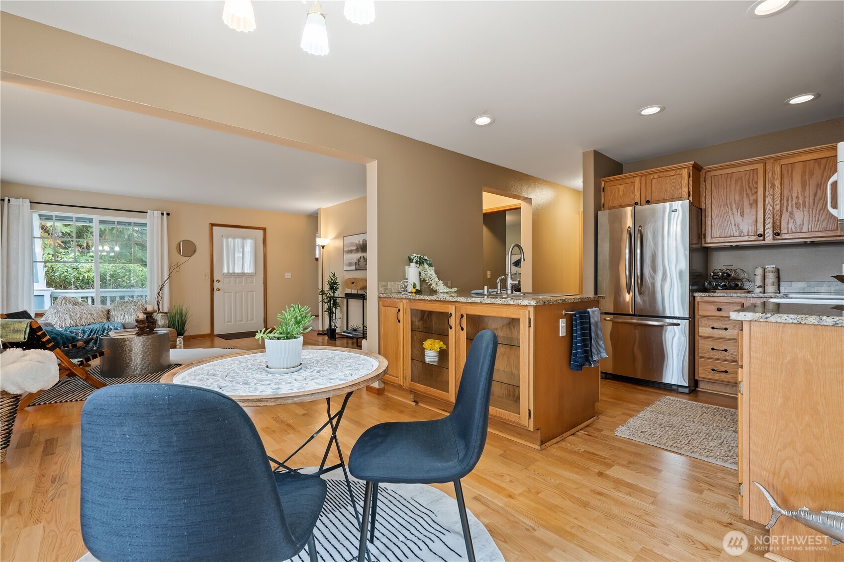 1814 Williamsburg Court