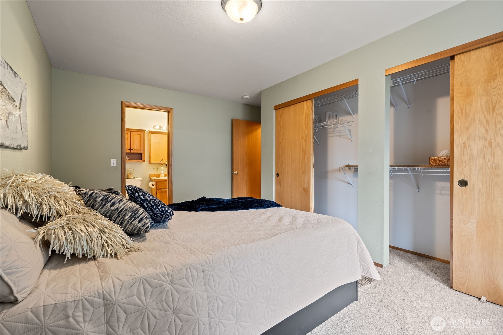 1814 Williamsburg Court