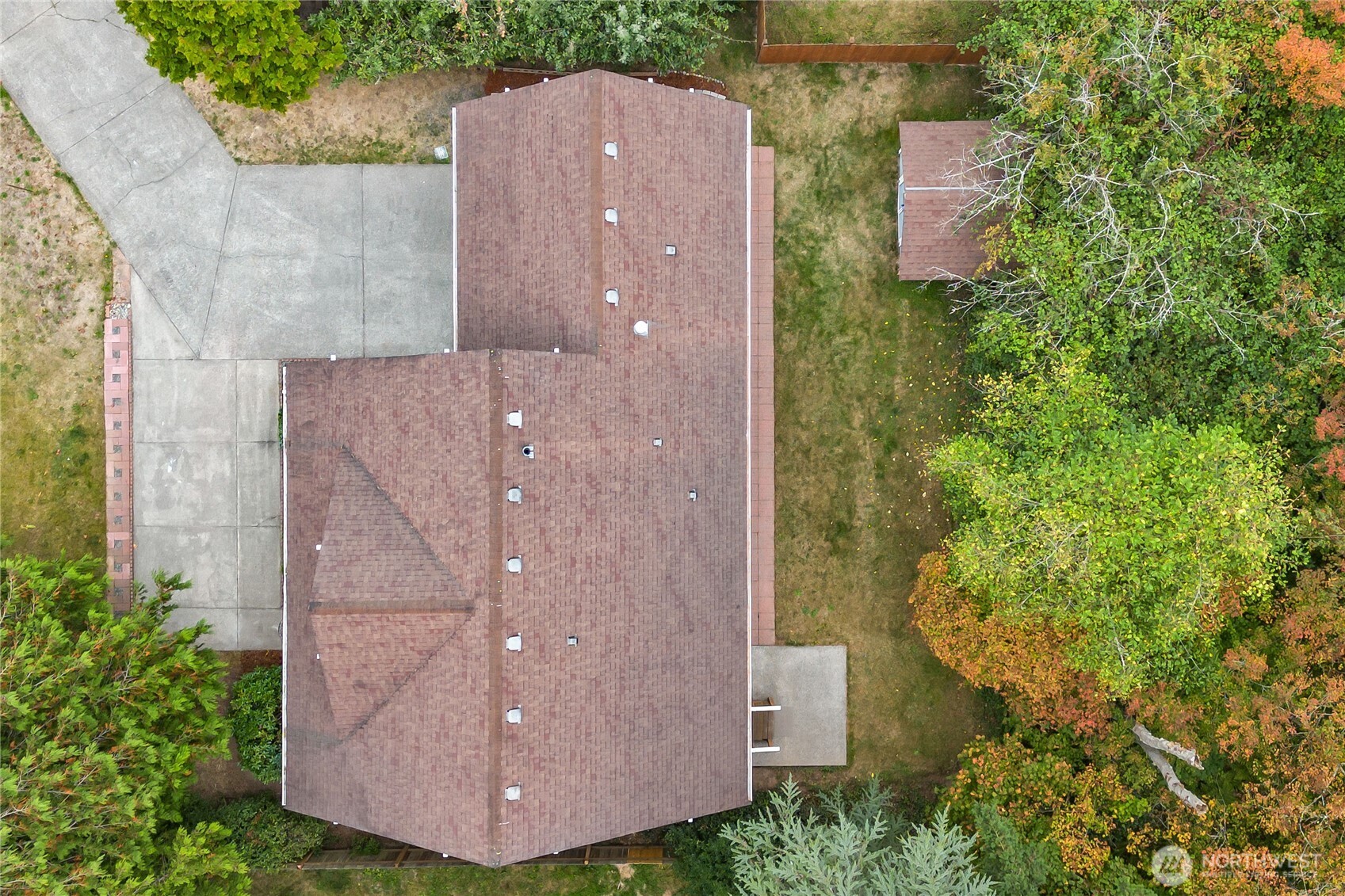 1814 Williamsburg Court