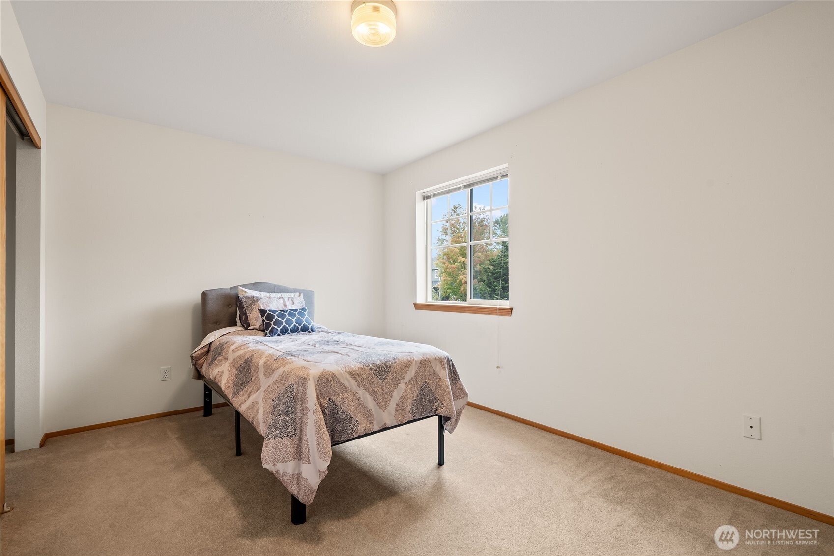 1814 Williamsburg Court