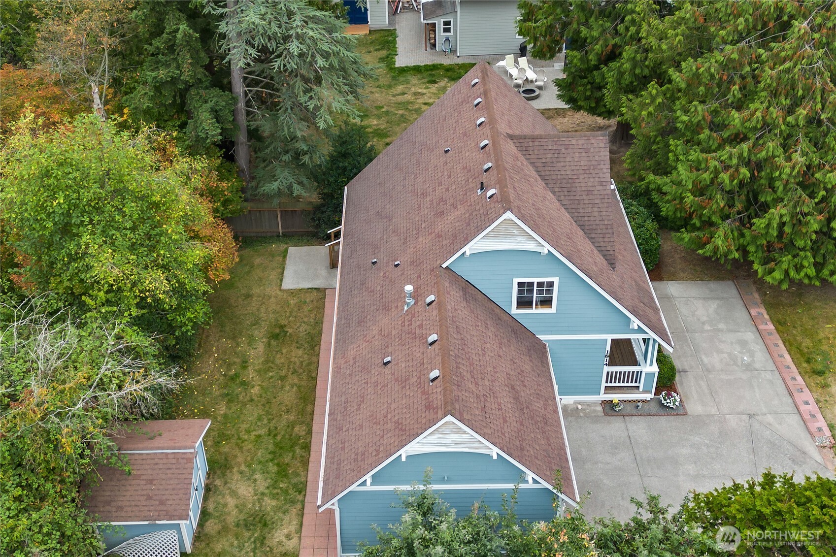 1814 Williamsburg Court