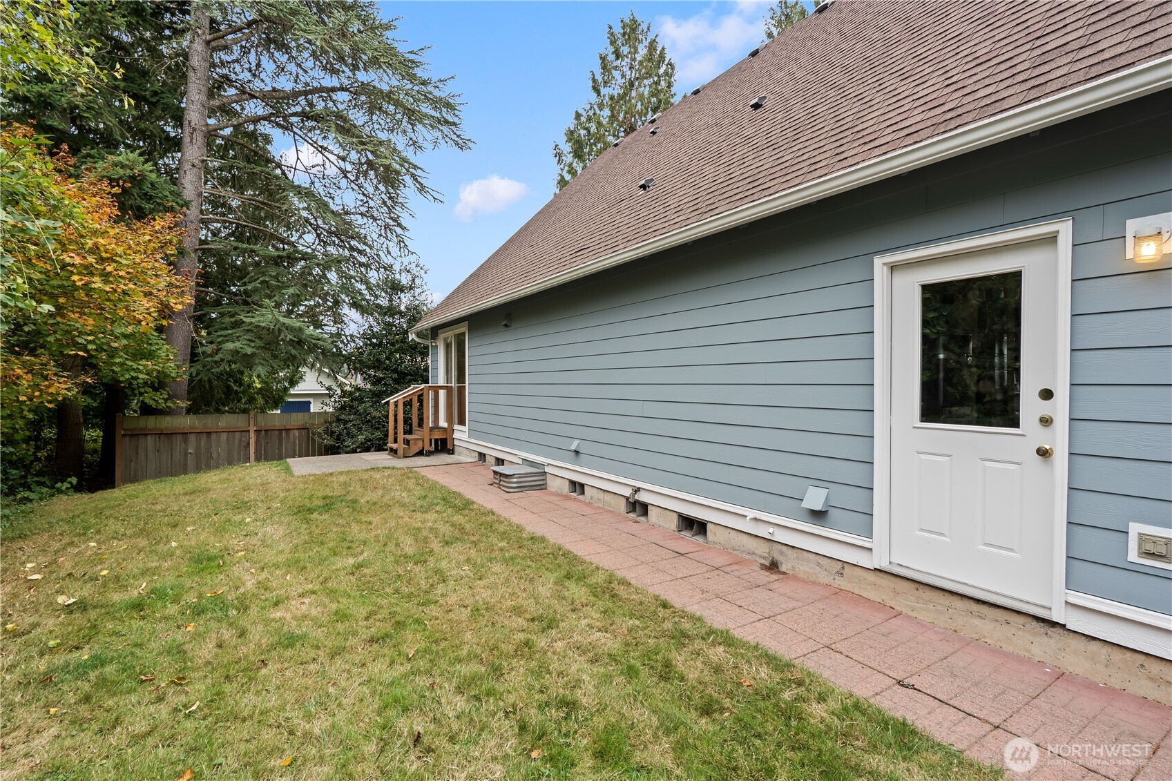 1814 Williamsburg Court