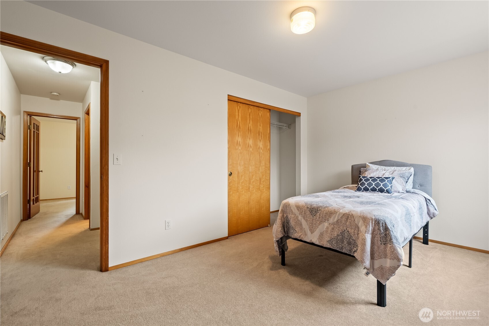 1814 Williamsburg Court