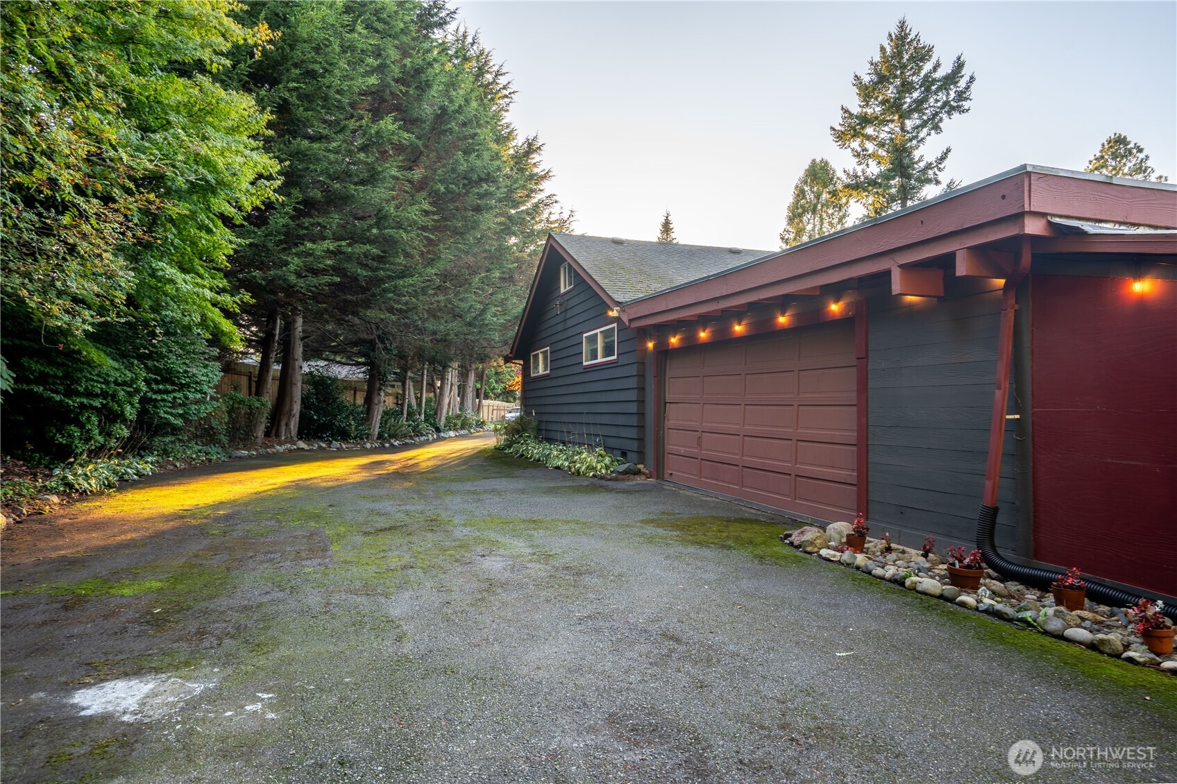 4258 Northwest Drive