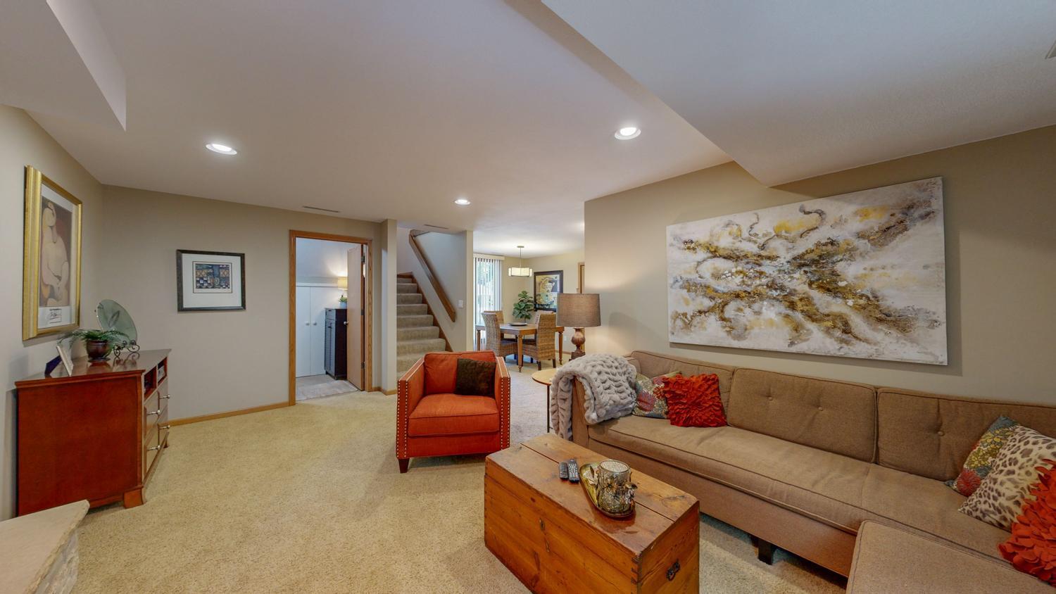 1752 Walden Lane SW