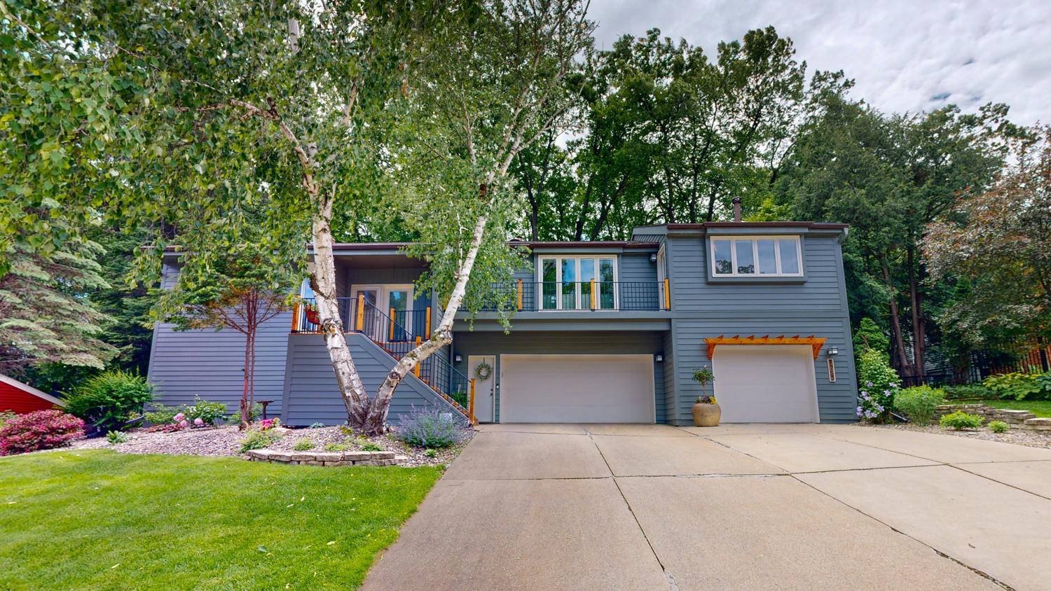 1752 Walden Lane SW