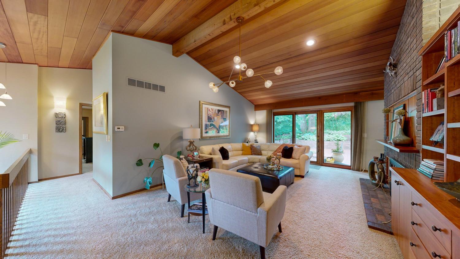 1752 Walden Lane SW