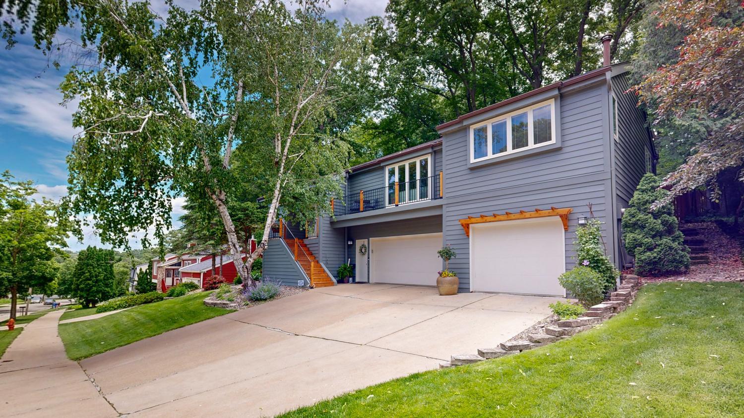 1752 Walden Lane SW