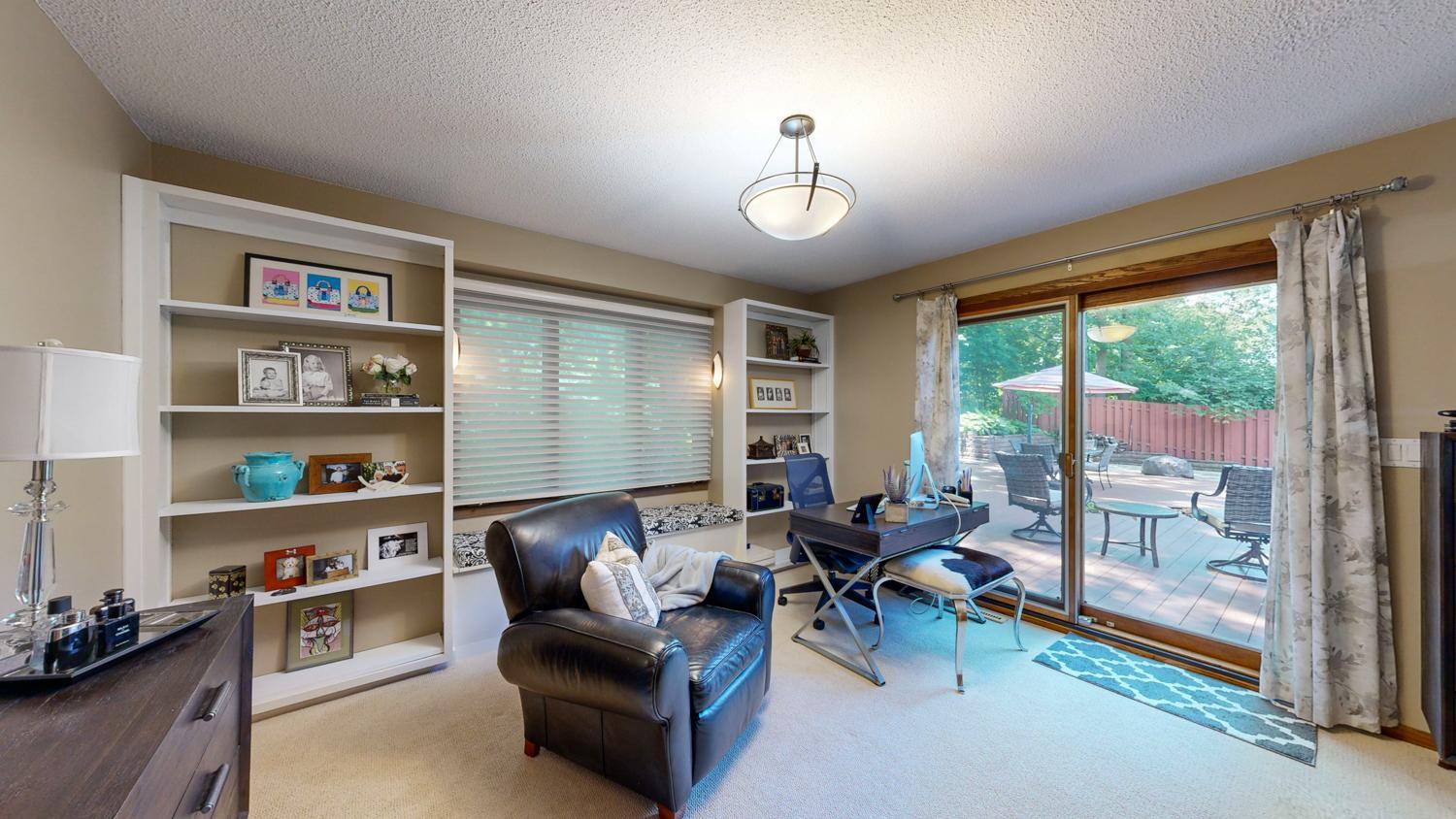 1752 Walden Lane SW