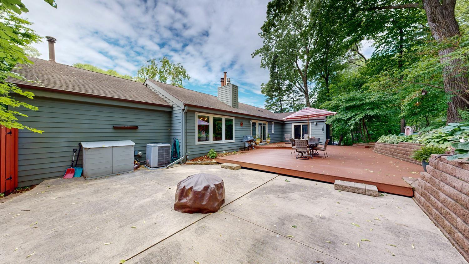1752 Walden Lane SW