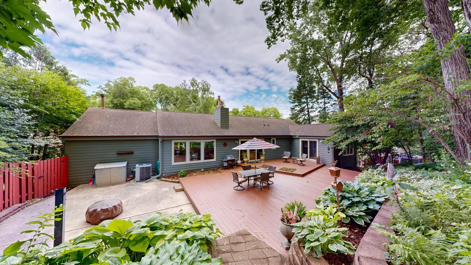 1752 Walden Lane SW