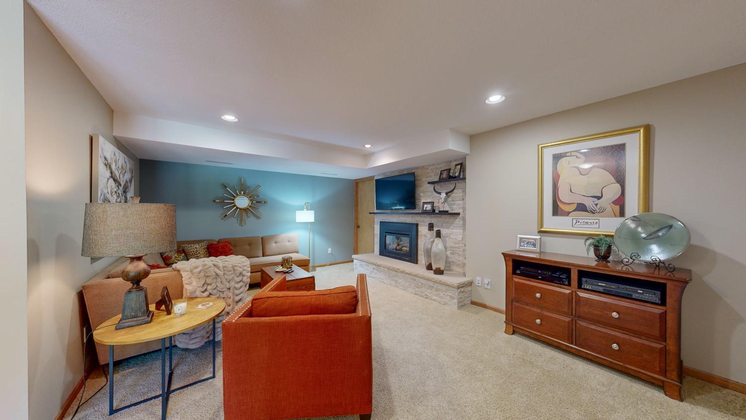 1752 Walden Lane SW