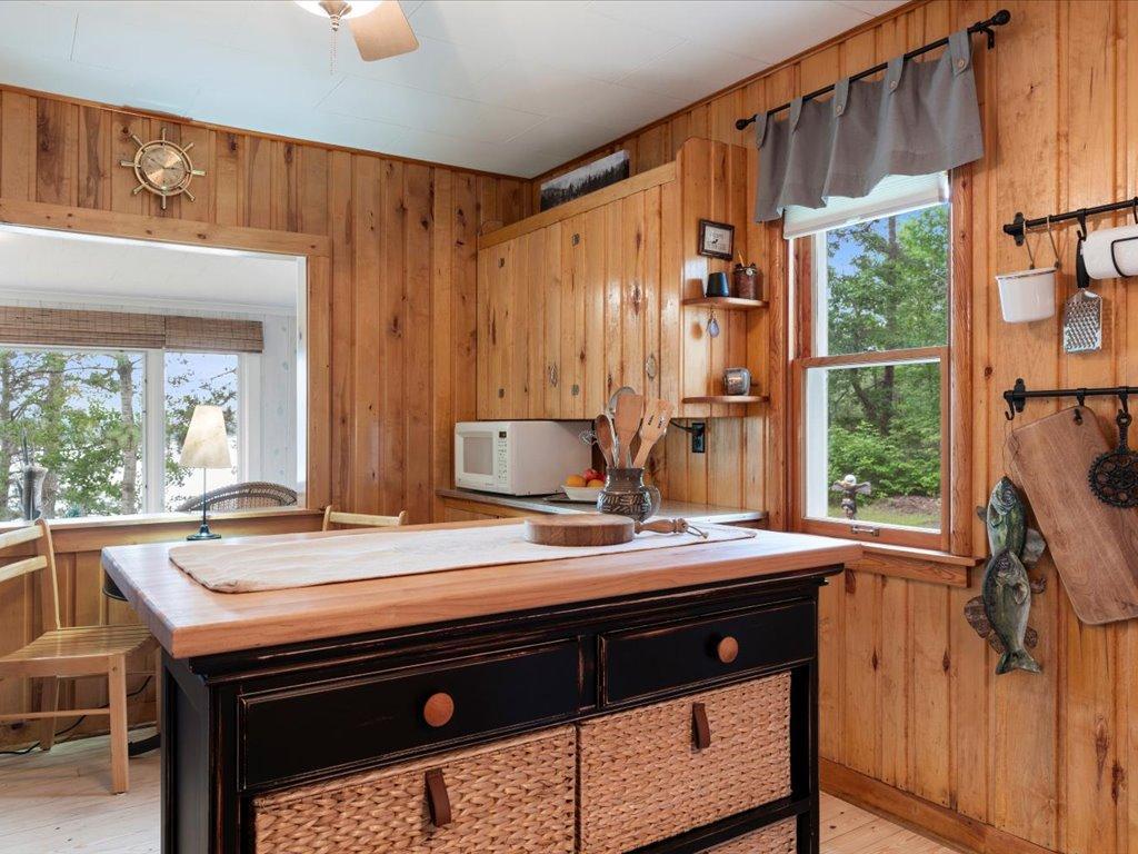 25308 Bog Lake Trail