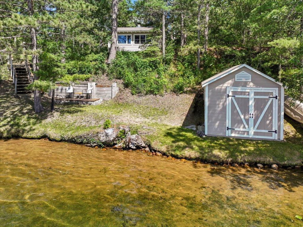 25308 Bog Lake Trail