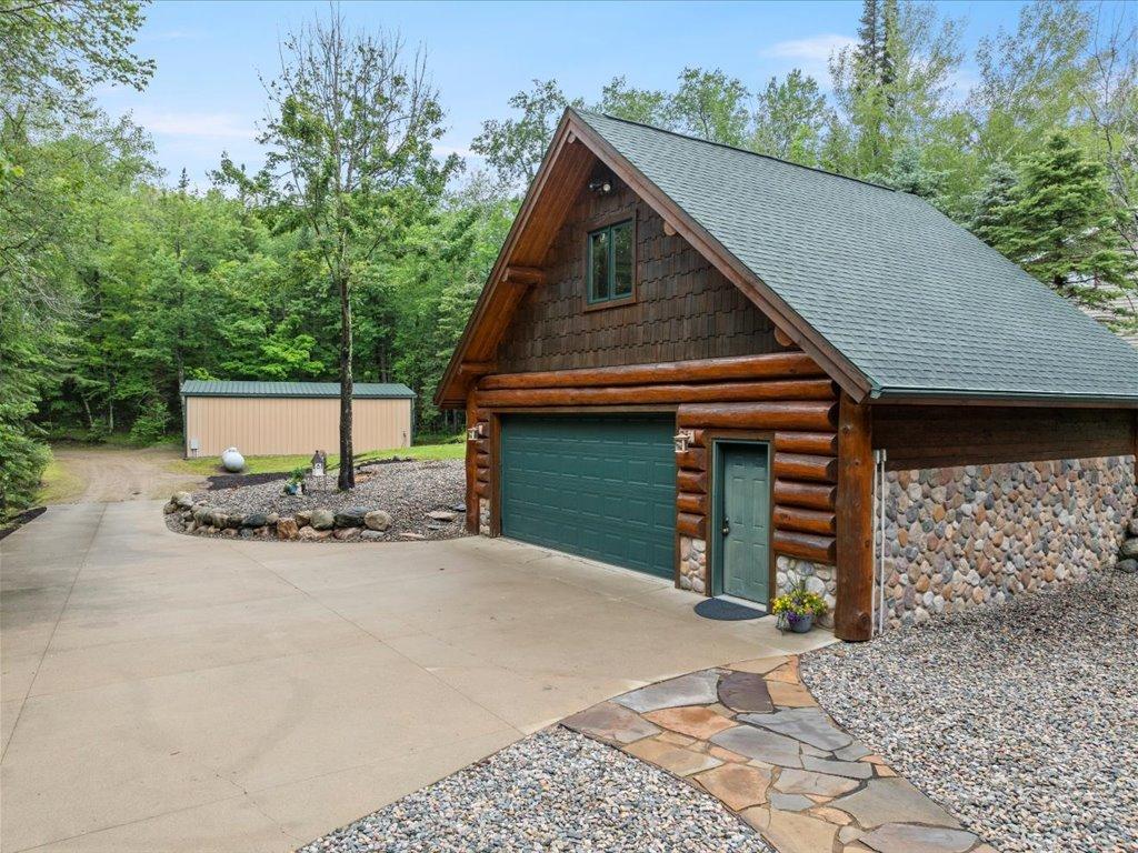 5514 Whispering Pines Drive NW