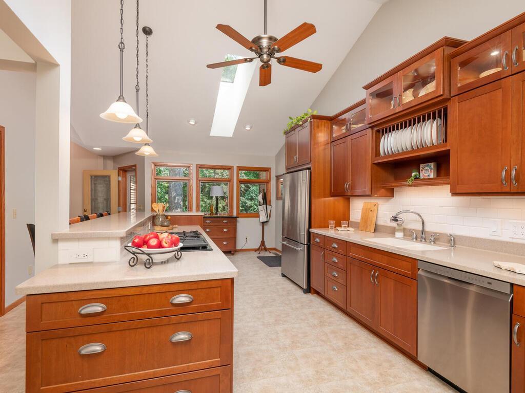 6920 Foxglove Circle