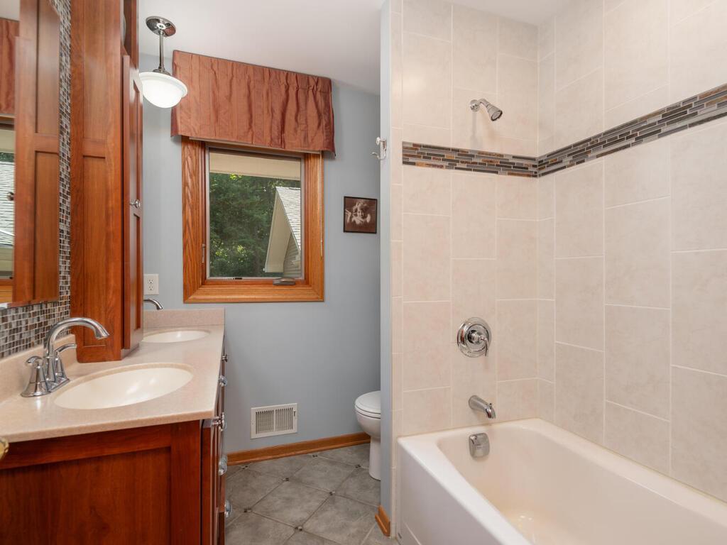 6920 Foxglove Circle