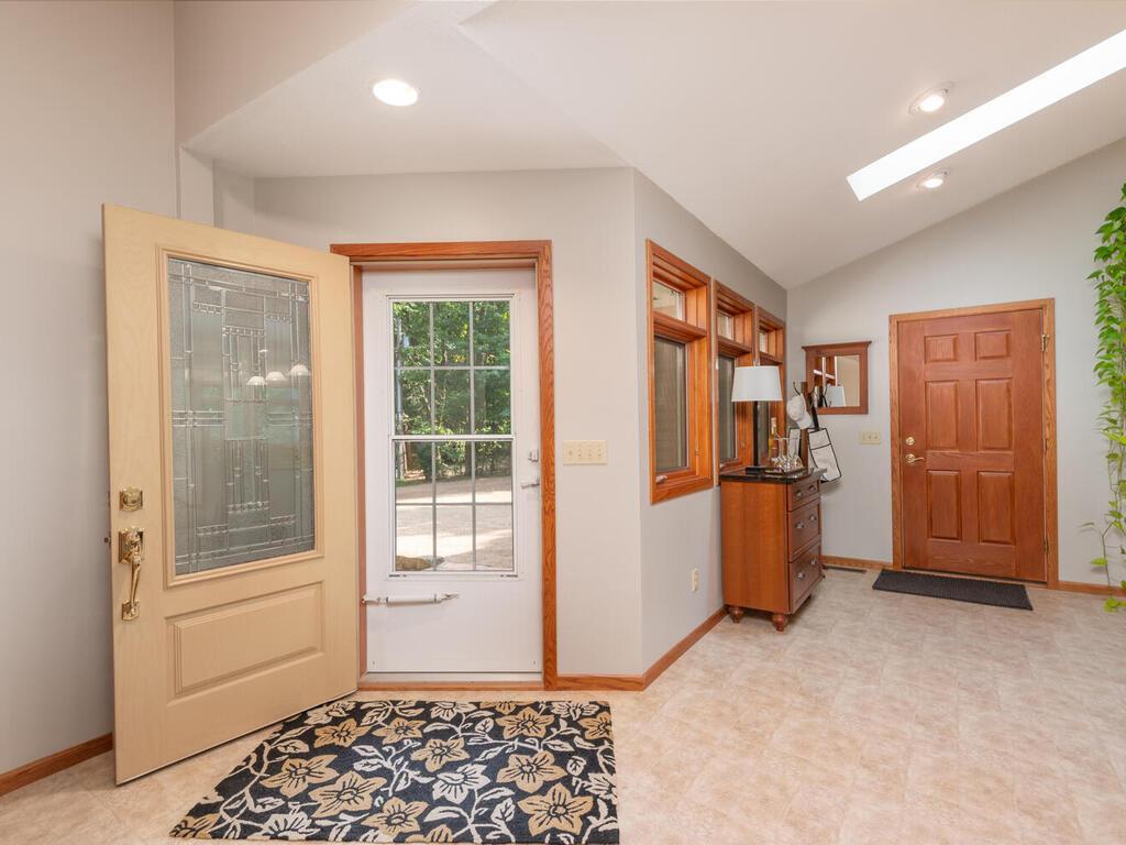 6920 Foxglove Circle