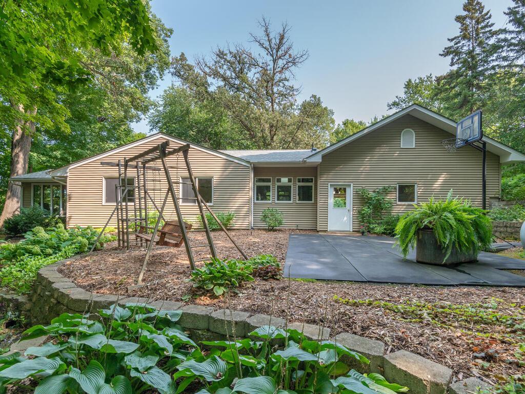 6920 Foxglove Circle