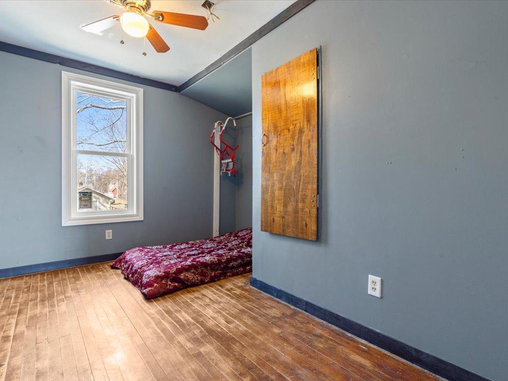 214 3rd Street NW