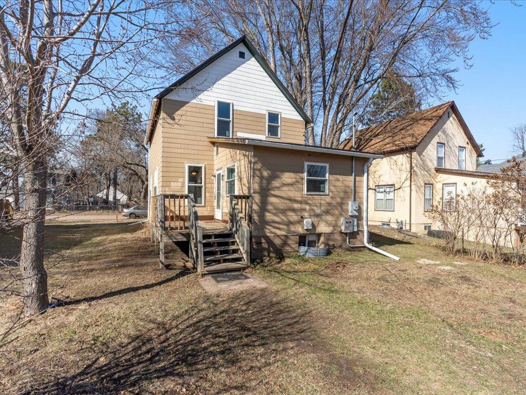 214 3rd Street NW