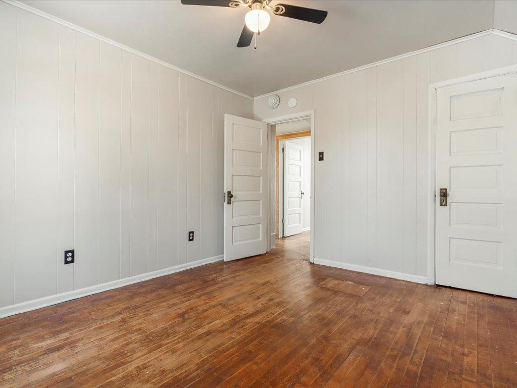 214 3rd Street NW