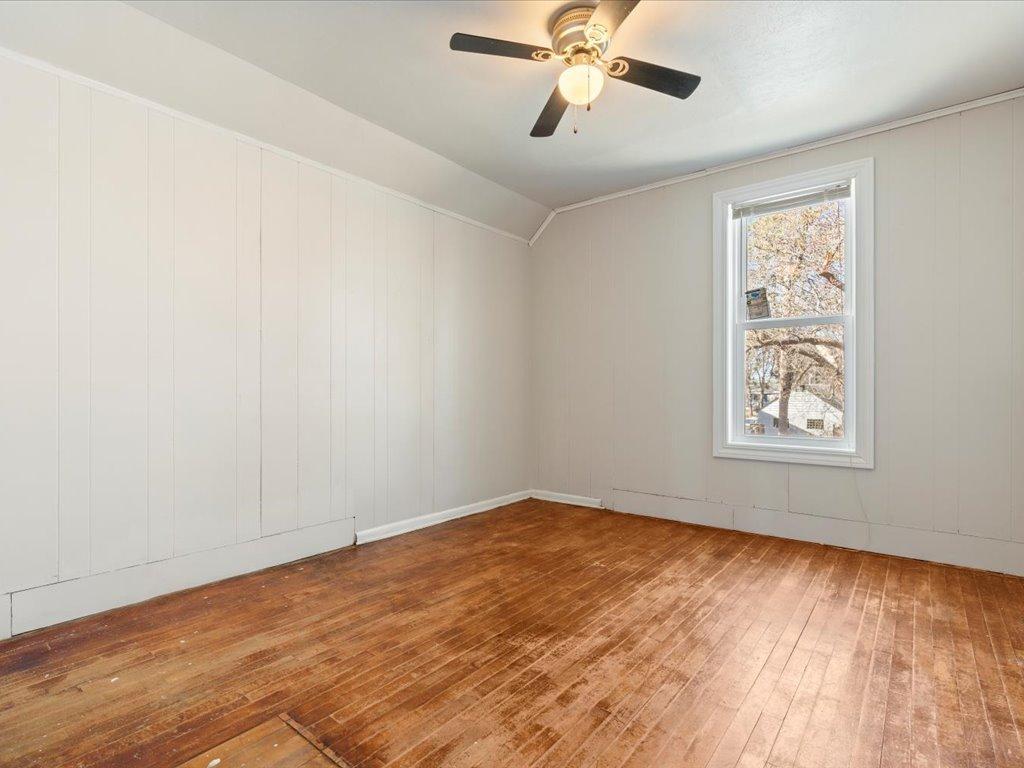 214 3rd Street NW