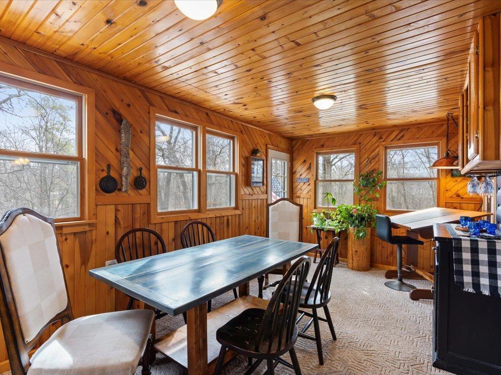 3728 Sleepy Hollow Road