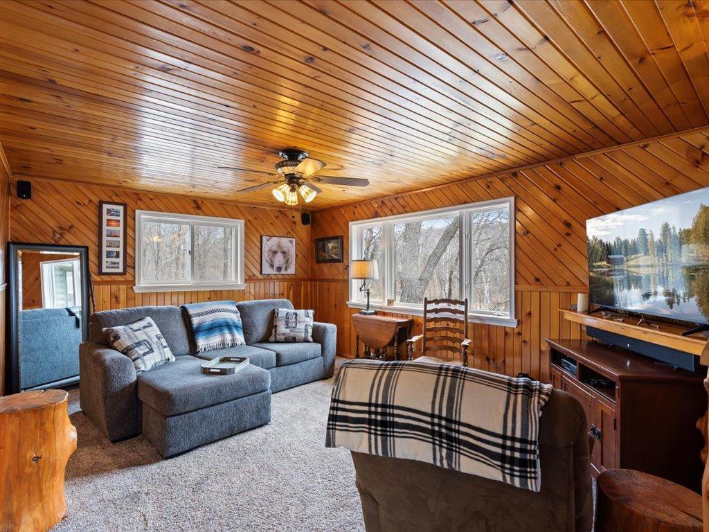 3728 Sleepy Hollow Road