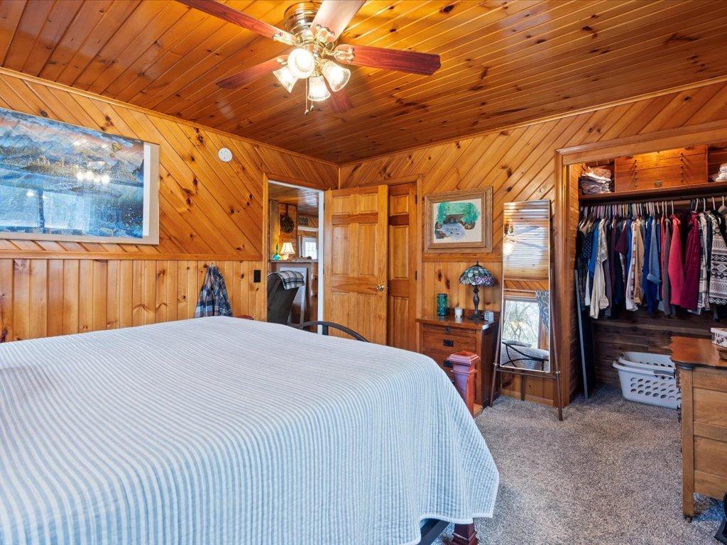 3728 Sleepy Hollow Road