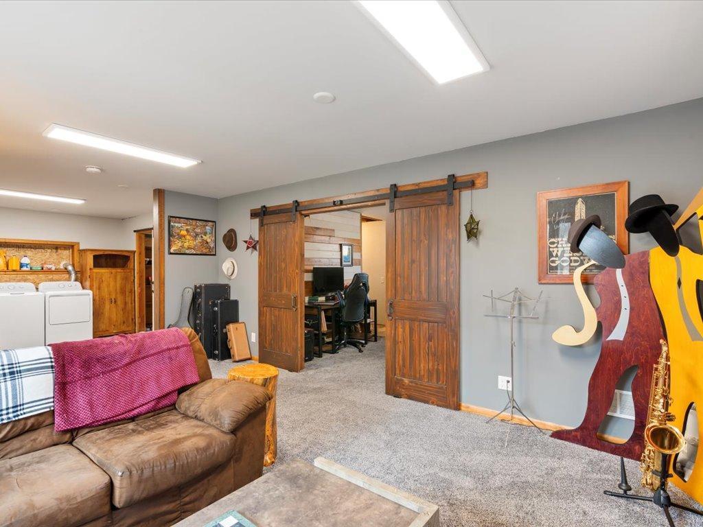 3728 Sleepy Hollow Road