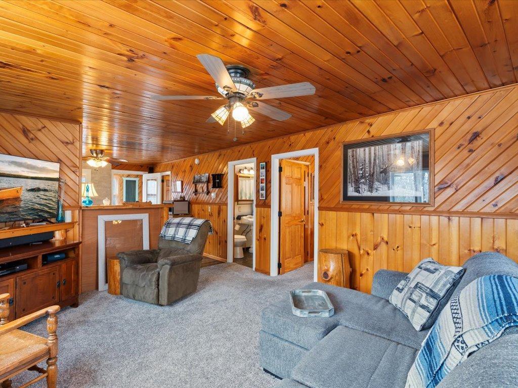 3728 Sleepy Hollow Road